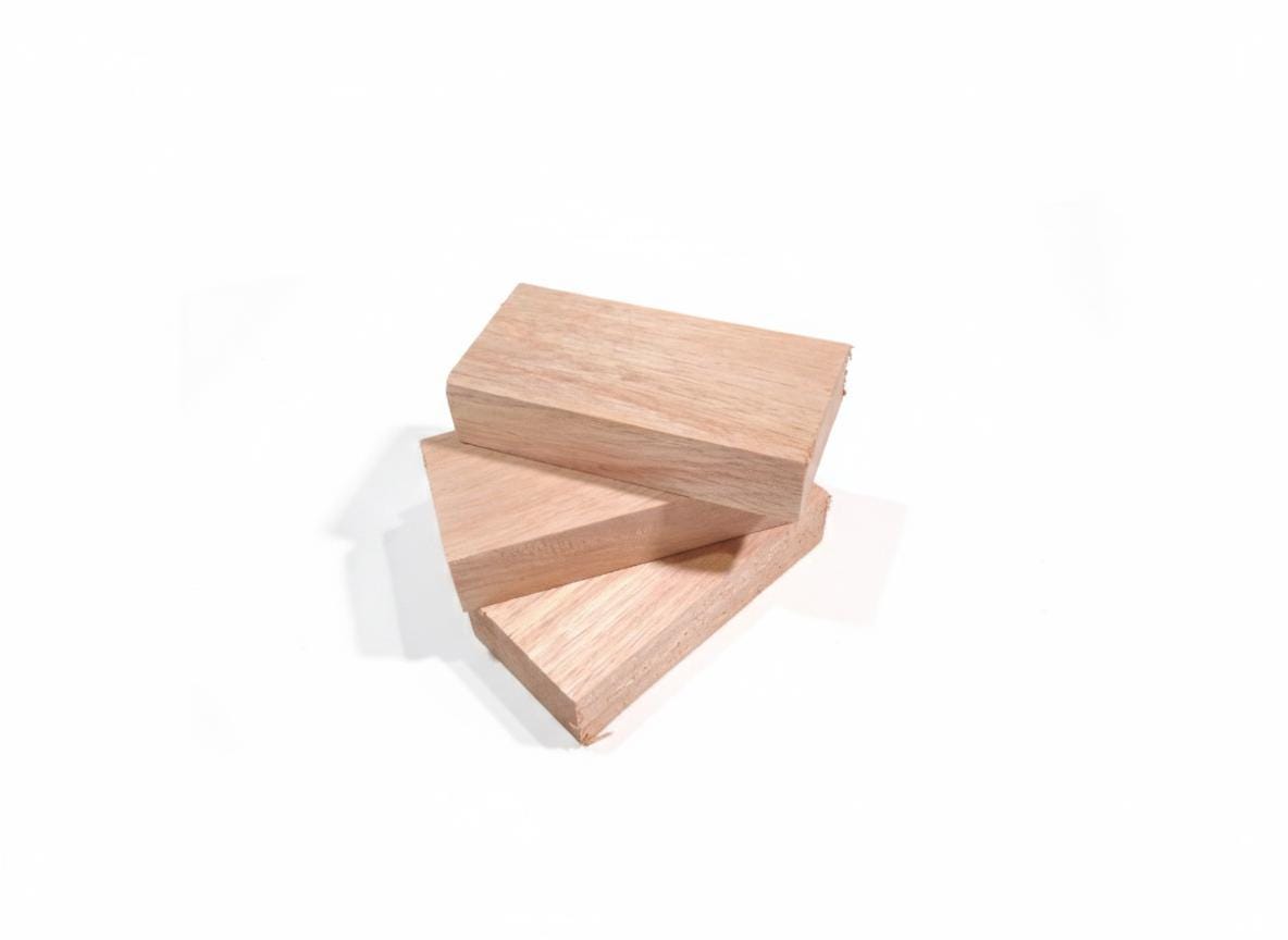 Silky Exotic Wood Blank – Rosé &amp; Golden Figure – Approx. 160 g Each