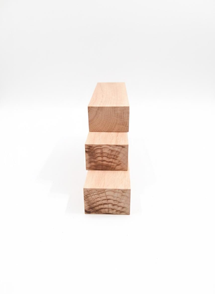 Hévéa (Rubberwood) – Édition Premium – Blocs exotiques à lignes minérales naturelles