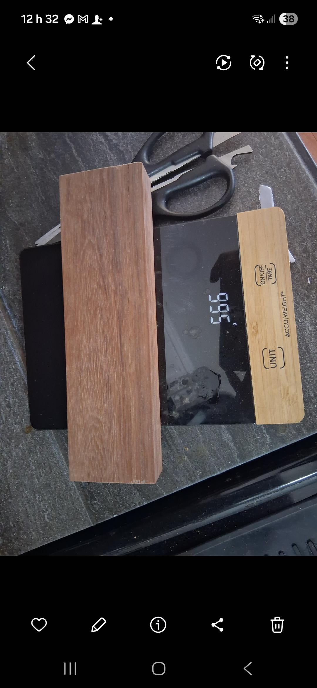 Ultra-Dense Exotic Wood Blank – Rich Contrasting Grain – 566 g