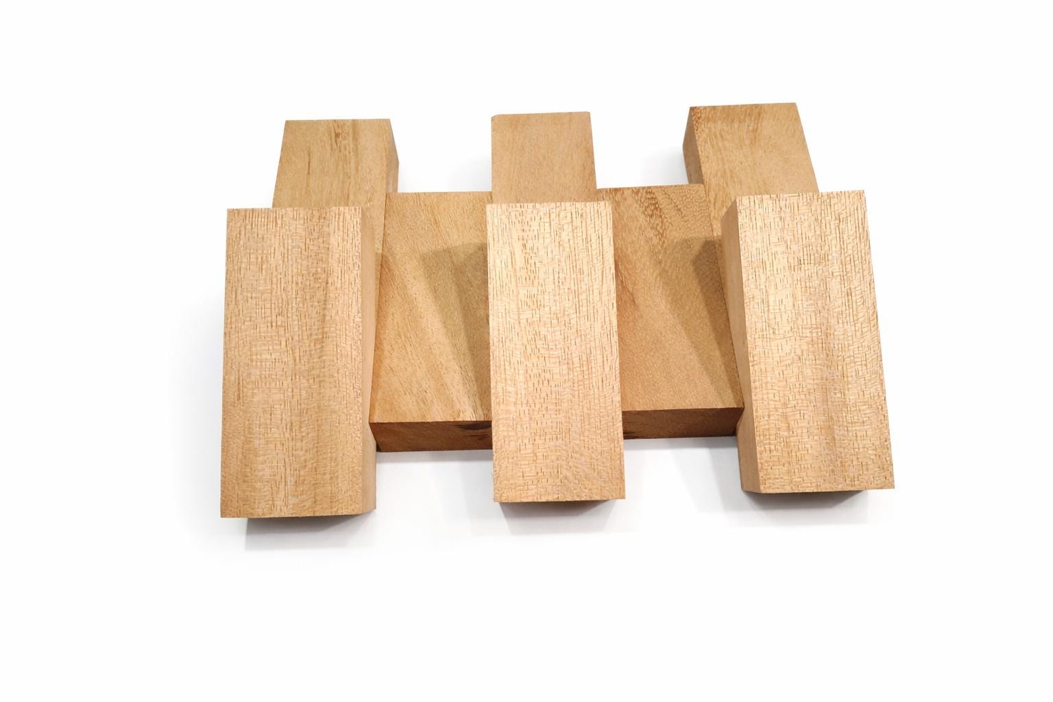 Bloc bois movingui doré métallique soyeux – grain fin premium pour tournage & manches de couteaux – 1 1/8" x 2 1/4" x 5" – vendu à l’unité