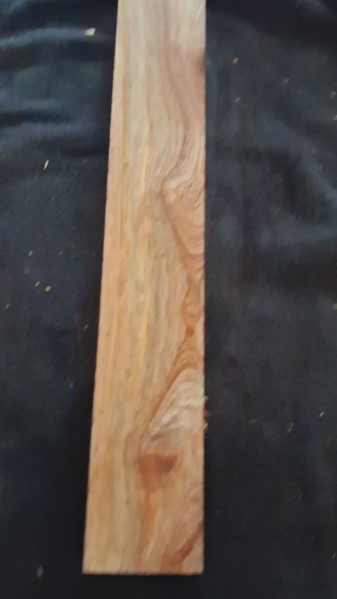 Dense Figured Exotic Hardwood Blank – Pink &amp; Brown Feathered Grain – 18" × 2 3/8" × 1"