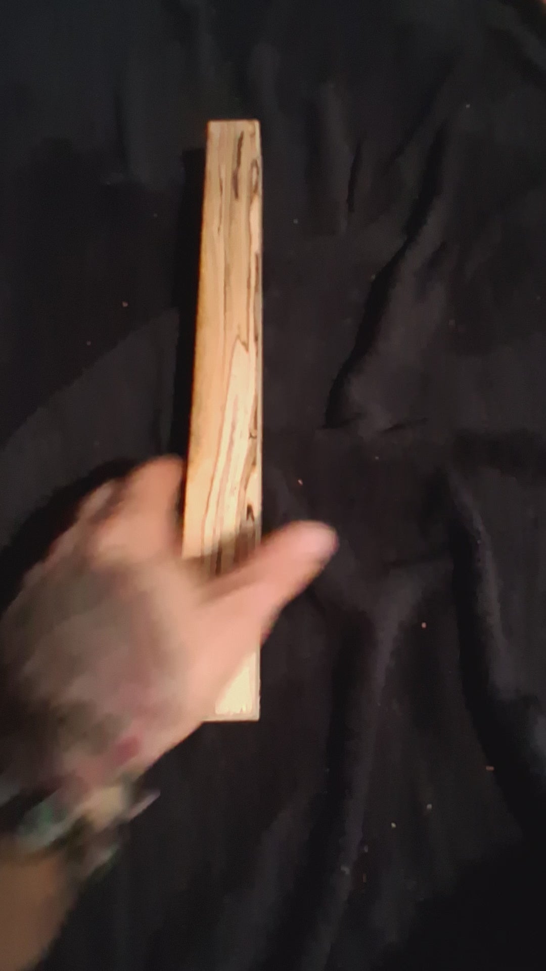 Piece d'érable spalterUnique Spalted Wood Blank – Dramatic Natural Zone Lines
