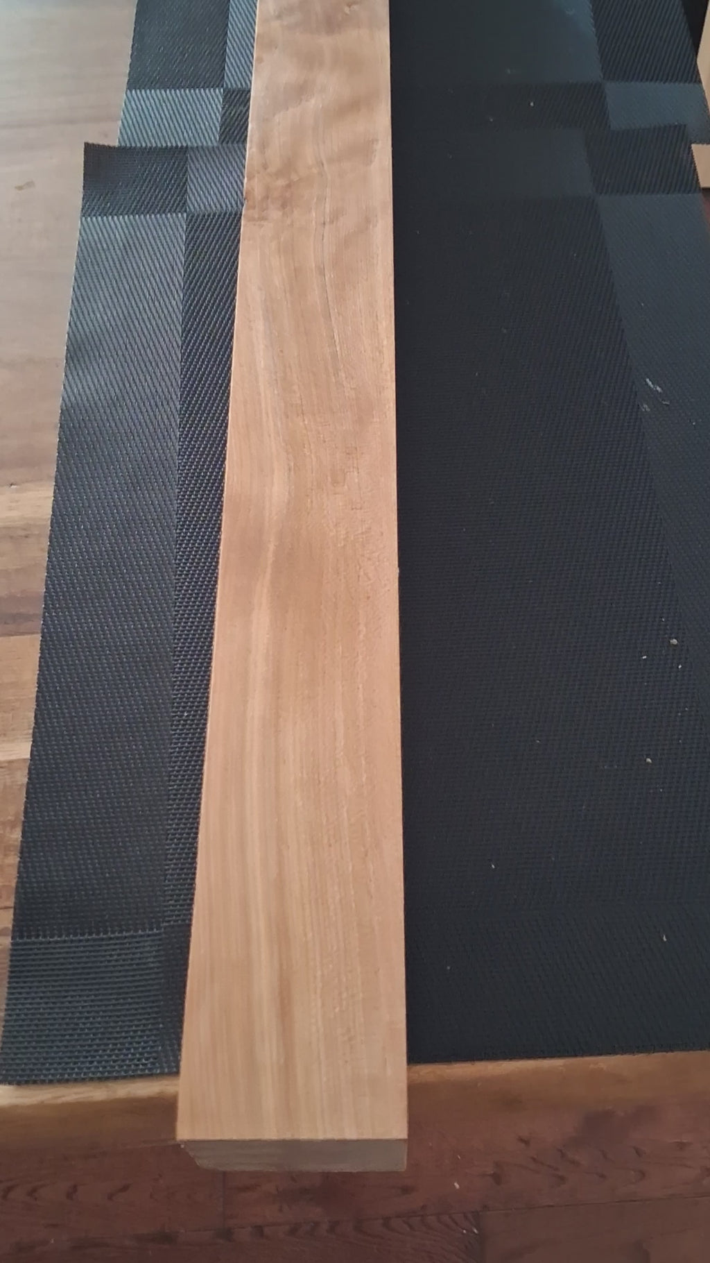 Massive Premium Hardwood Blank – Flowing Grain &amp; Rich Golden-Brown Tone – 30" × 2 3/8" × 2 1/4"